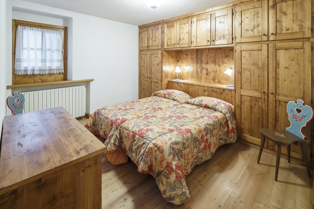 Villa Lacedel - Stayincortina Кортина-д'Ампеццо Номер фото